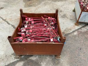 COMBI SAFE MESH BARRIER RETAINING CLAMPS. - Image 4