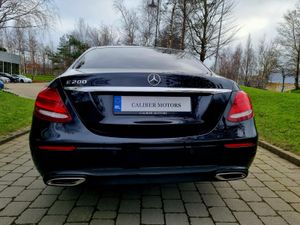 Mercedes E200 SE Widescreen Auto - Image 4