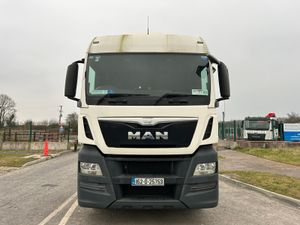 152 Man 6x2 unit - Image 2