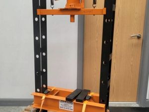 Porta Power Hydraulic 7Pc Auto Body / Frame Repair - Image 4