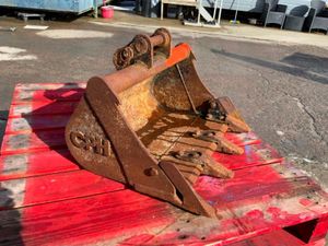 24" TOOTHED BUCKET......30mm PINS.....128. - Image 4