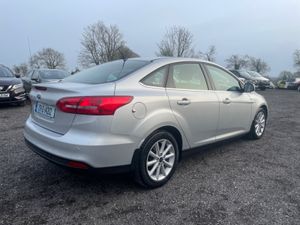 Ford Focus LOW km - Image 3