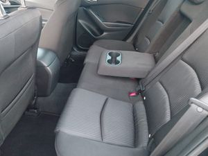 151 Mazda 3 2.2D EXECUTIVE Warranty NCT - Image 4