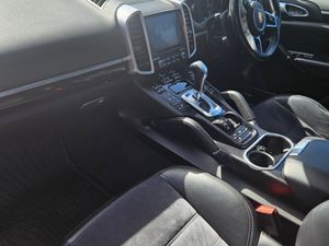 Porsche Cayenne 2017 - Image 4