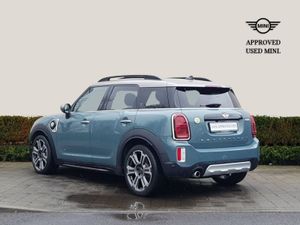 MINI COUNTRYMAN Cooper Exclusive Auto - Image 2