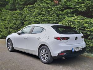 MAZDA 3 M HYBRID 5DR 122PS GS 2021(21) - Image 4