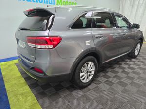2017 Kia Sorento Platinum 2.2 CDRI AWD - Image 4