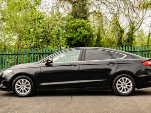 2015 Ford Mondeo 2.0 TDCI ZETEC  *High Spec* - Image 4