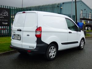 FORD TRANSIT COURIER 1.5 TDCI 6SP TREND - Image 3