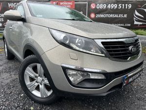 🔵 Kia Sportage 1.7 CRDI PLATINUM PAN ROOF - Image 4