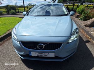 Volvo V40 1.5 AUTO - Image 2