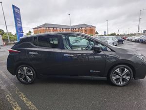 NISSAN LEAF 40KWH SV PREMIUM - Image 4