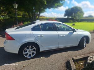 Volvo S60 Automatic with leather - Image 3