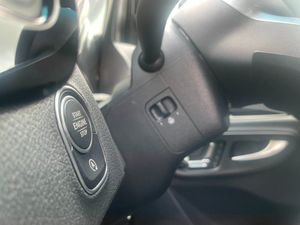 Mercedes-Benz Sprinter 319LWB Select Automatic - Image 4