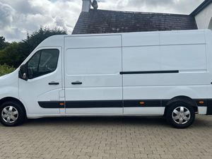 2022 (222 Reg) Renault Master 135 Business+ AirCon - Image 4