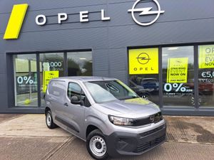 Opel Combo L1h1 Komfort 1.5 100PS 5 Year Warranty - Image 2