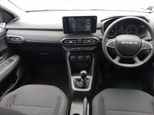 Dacia Sandero 251 TCE 90 Expression Spec / AIR Co - Image 4