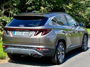 Tucson 115BHP CRDi - 1 owner - Executive Plus - Image 4