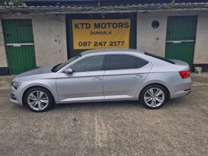Skoda Superb 2022 1.4 petrol hybrid - Image 4