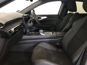 Renault Rafale E-tech Hybrid 200 Esprit Alpine + - Image 4