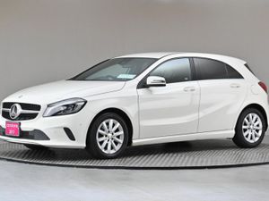 Mercedes-Benz A-Class A 180 Auto  half Leather sp - Image 4