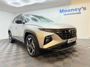 Hyundai Tucson Executive Plus HEV Auto  Low Milea - Image 4