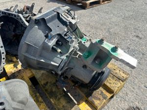 2015 FORD FIESTA 1.5 DIESEL TDCI GEARBOX - Image 4