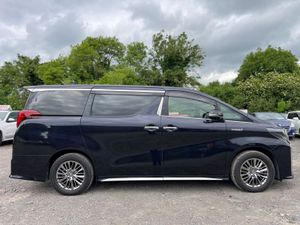 192 TOYOTA ALPHARD EXECUTIVE LOUNGE TOP SPEC - Image 4