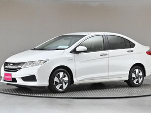 Honda Grace  half Leather reverse Cam front Park - Image 4