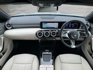 Mercedes-Benz CLA 180 Coupe Progressive Line  sav - Image 4