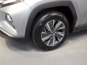 Hyundai Tucson Hybrid Executive 1.6l Petrol Autom - Image 3