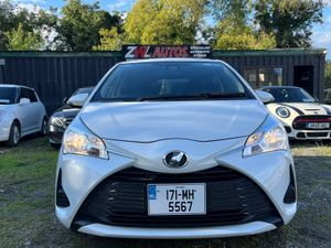 2017 Toyota Vitz - Image 4