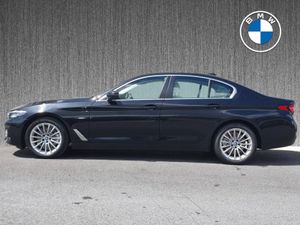 BMW 5 Series 520d SE Saloon - Image 3