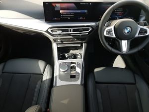 BMW 3 Series 330e M Sport - Image 4