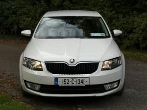 2015 SKODA OCTAVIA AMBITION 1.6 DIESEL - Image 2