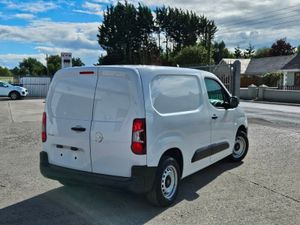 Opel Combo L1h1 Komfort 1.5 100PS 5 Year Warranty - Image 3