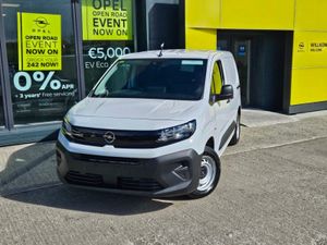 Opel Combo Demo Deal New Model - Image 3