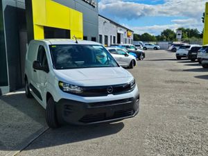 Opel Combo Demo Deal 242 pre reg - Image 4