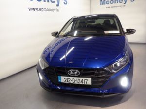 Hyundai i20 Launch Edition 1.2l Petrol Hatchback - Image 2