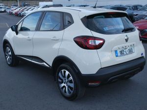 Renault Captur dCi 90 Expression - Image 3