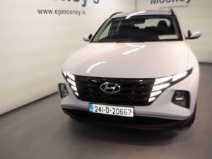 Hyundai Tucson Executive 1.6l Diesel SUV - Image 2