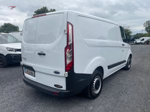 Ford Transit Custom - Image 2