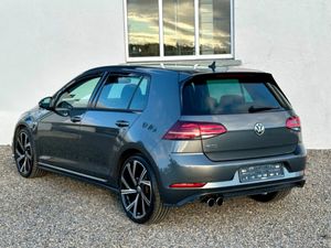 2018 VOLKSWAGEN GOLF 2.0L GTD - Image 4