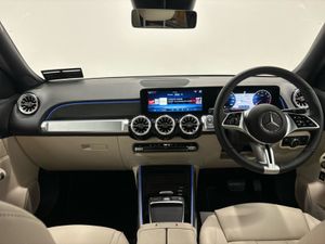 Mercedes-Benz GLB GLB 180 Progressive Line Plus 7 - Image 4