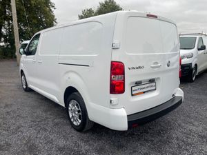 Vauxhall Vivaro - Image 2