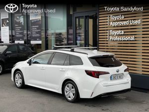 Toyota Corolla Commercial VAN Hybrid Estate Profe - Image 3