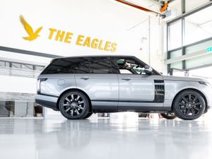 Land Rover Range Rover WESTMNSTR BLCK P4 - Image 4
