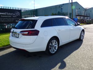 OPEL INSIGNIA 1.6 CDTI ESTATE COMMERCIAL - Image 3