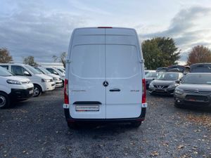 Mercedes-Benz Sprinter - Image 4