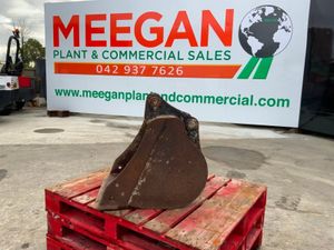 24" CATERPILLAR BUCKET....45mm PINS.........192/1 - Image 2